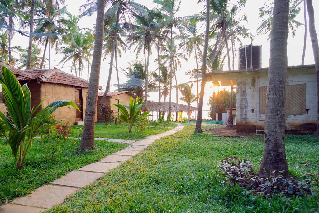 Sunway Cottages Mandrem Extérieur photo