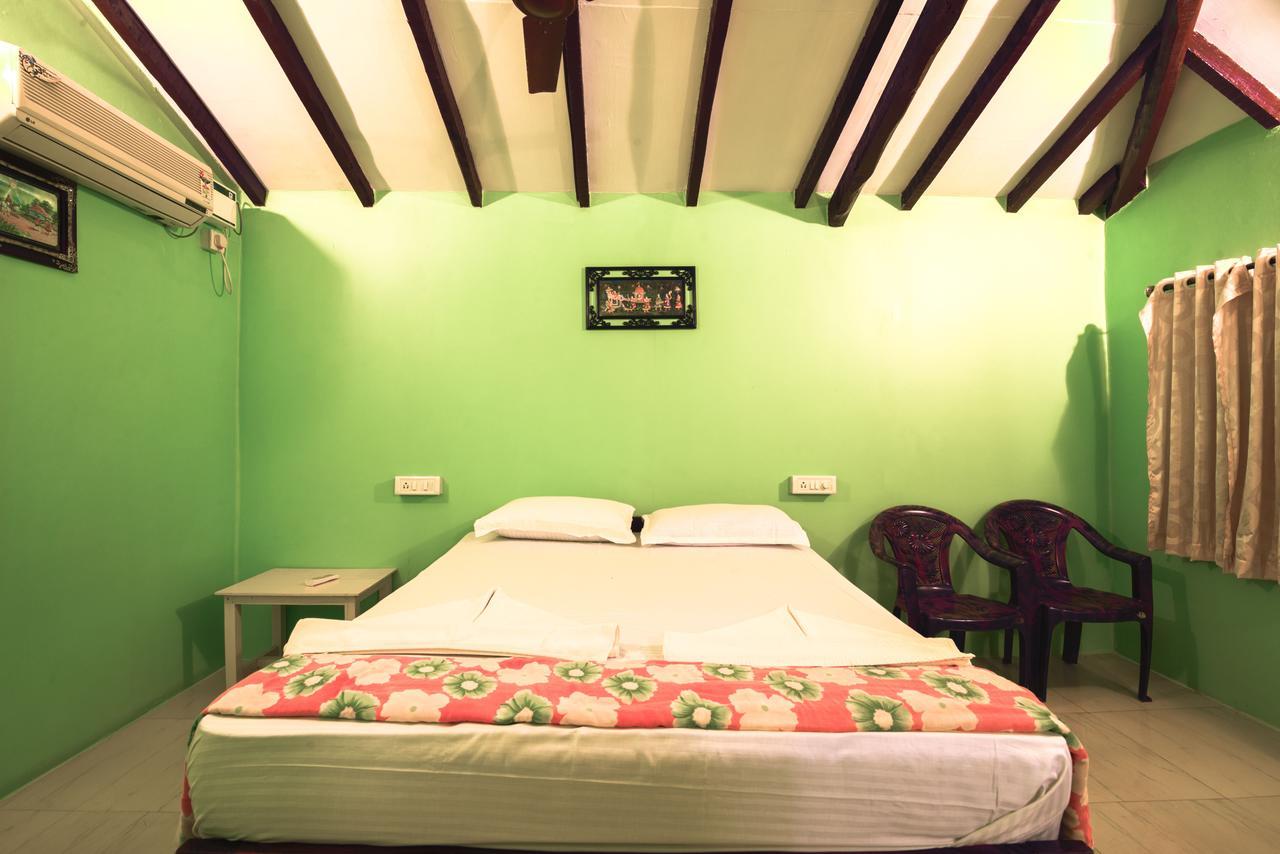 Sunway Cottages Mandrem Extérieur photo